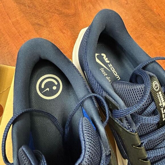 Nike Air Zoom Pegasus 40 Navy Size 13 new in damaged box - Picture 10 of 10